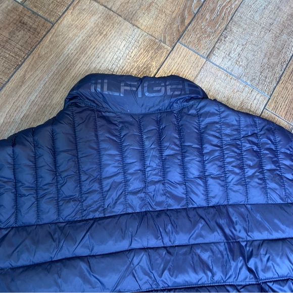 Tommy Hilfiger Men’s Packable Puffer Down Jacket - Picture 4 of 13
